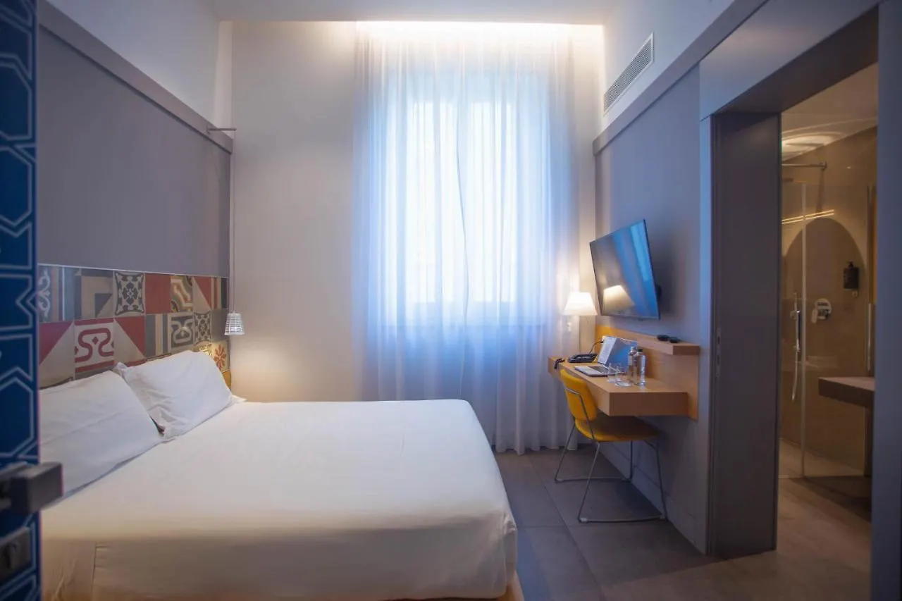 Hotel Medinblu Реджо-ди-Калабрия 4*,  Италия