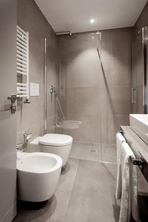 Hotel Medinblu Реджо-ди-Калабрия Италия
