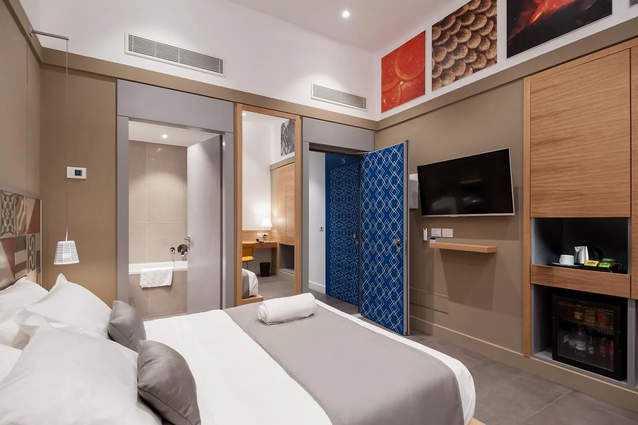 Hotel Medinblu Реджо-ди-Калабрия